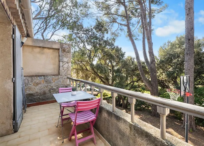 Ferienhaus De Charme Sous Les Pins Sanary-sur-Mer